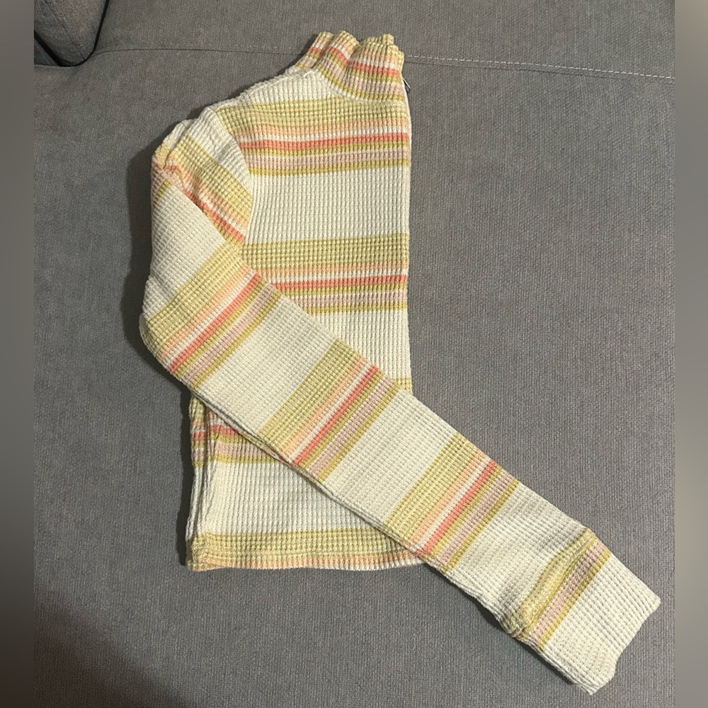 Cropped SO Women's Long Sleeve Striped Tee - Cream, Pink